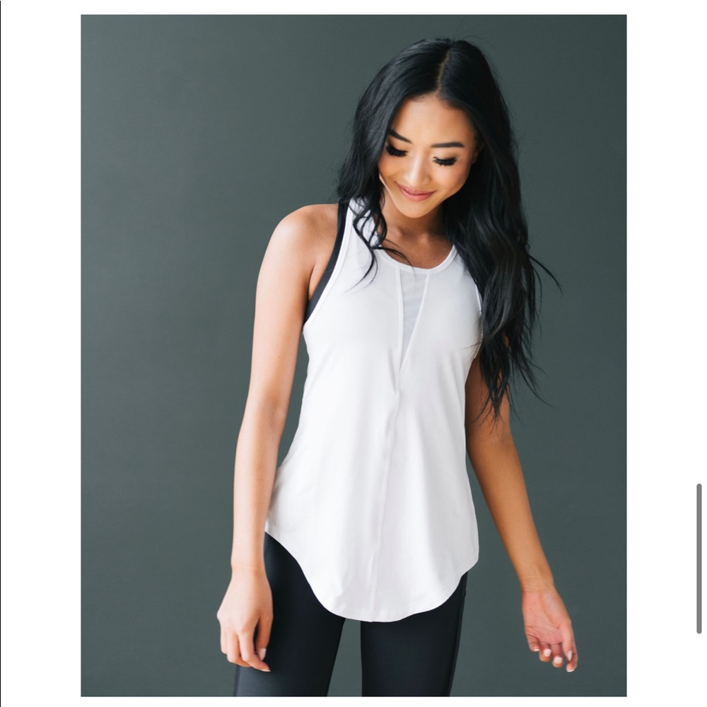 NWT ZYIA effortless tank. Color/white Size/Medium